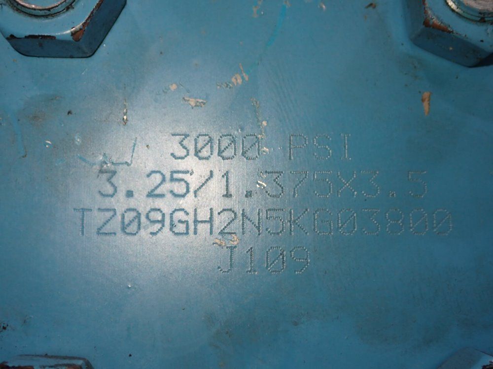 Vickers Cylinder - Tz096h2n5kg03800