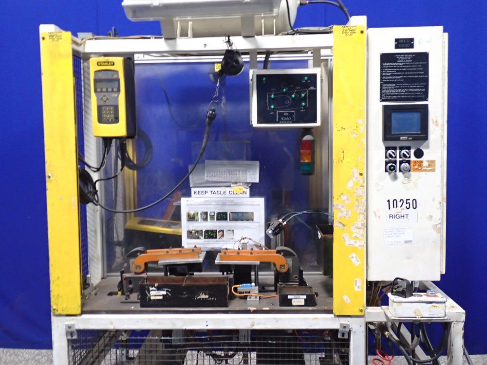 Hs Technologies Assembly Station - C-pillar Quad Cab