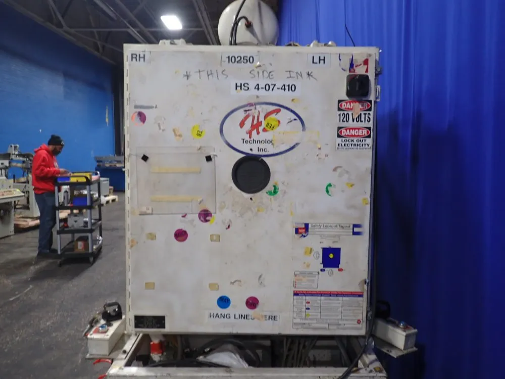 Hs Technologies Assembly Station - C-pillar Quad Cab