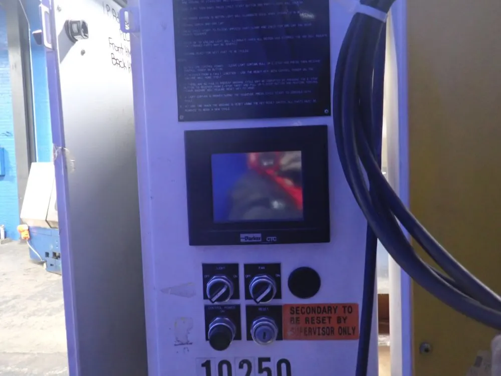 Hs Technologies Assembly Station - C-pillar Quad Cab