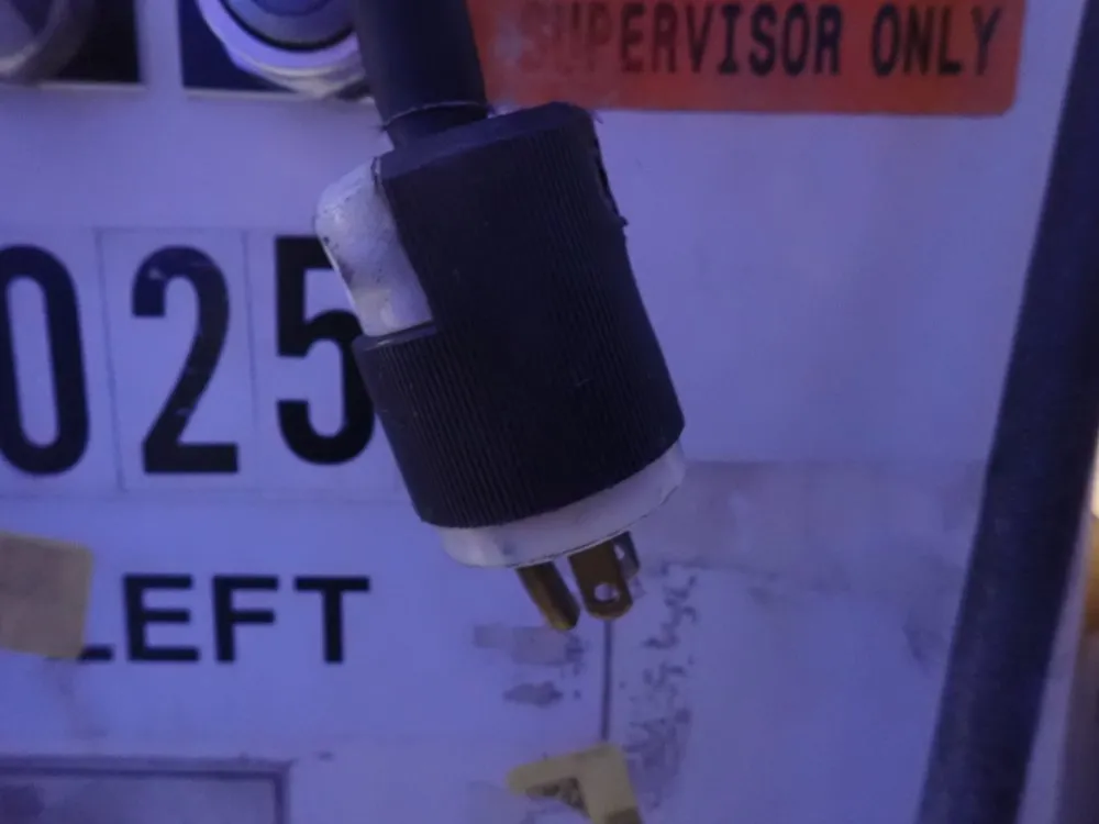 Hs Technologies Assembly Station - C-pillar Quad Cab