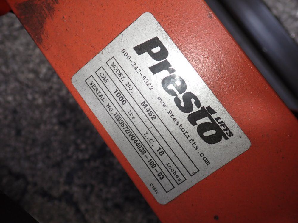 Presto Lifts 1000 Lbs Manual Stacker - M452