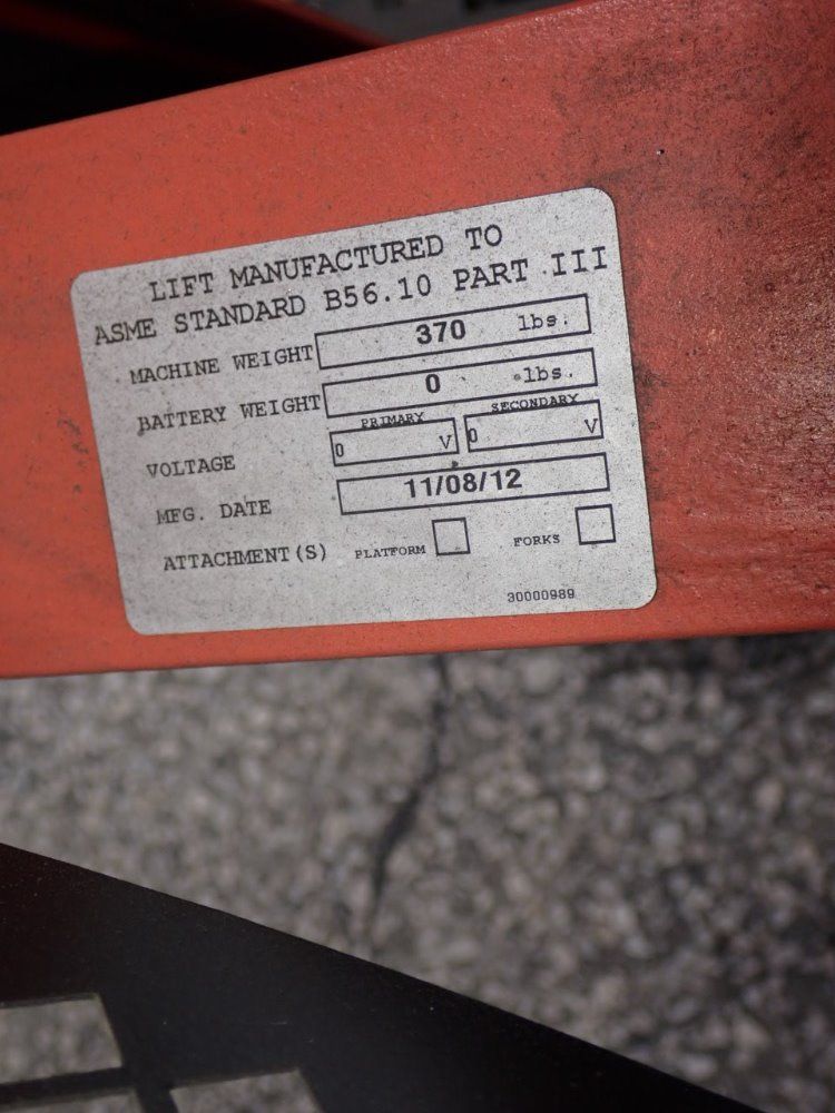 Presto Lifts 1000 Lbs Manual Stacker - M452