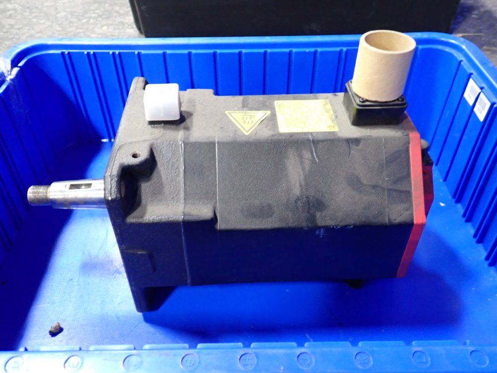 Fanuc 2000 Rpm Servo Motor - A06b-0267-b605