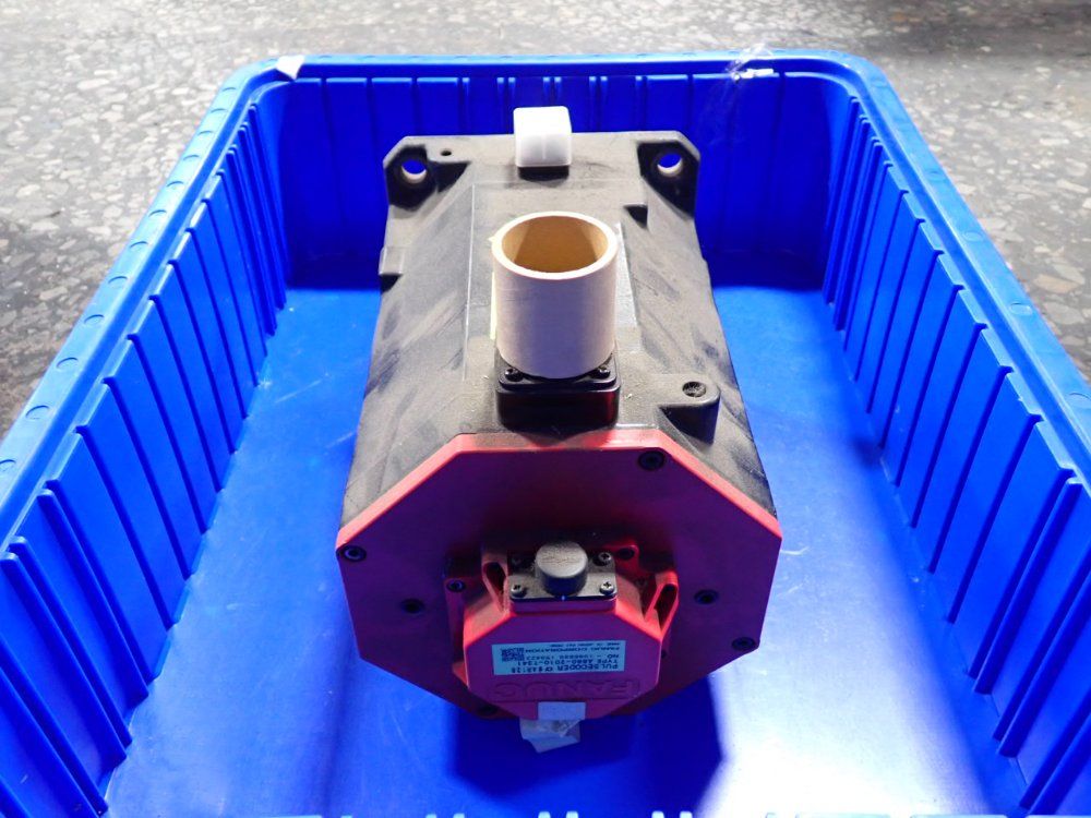 Fanuc 2000 Rpm Servo Motor - A06b-0267-b605