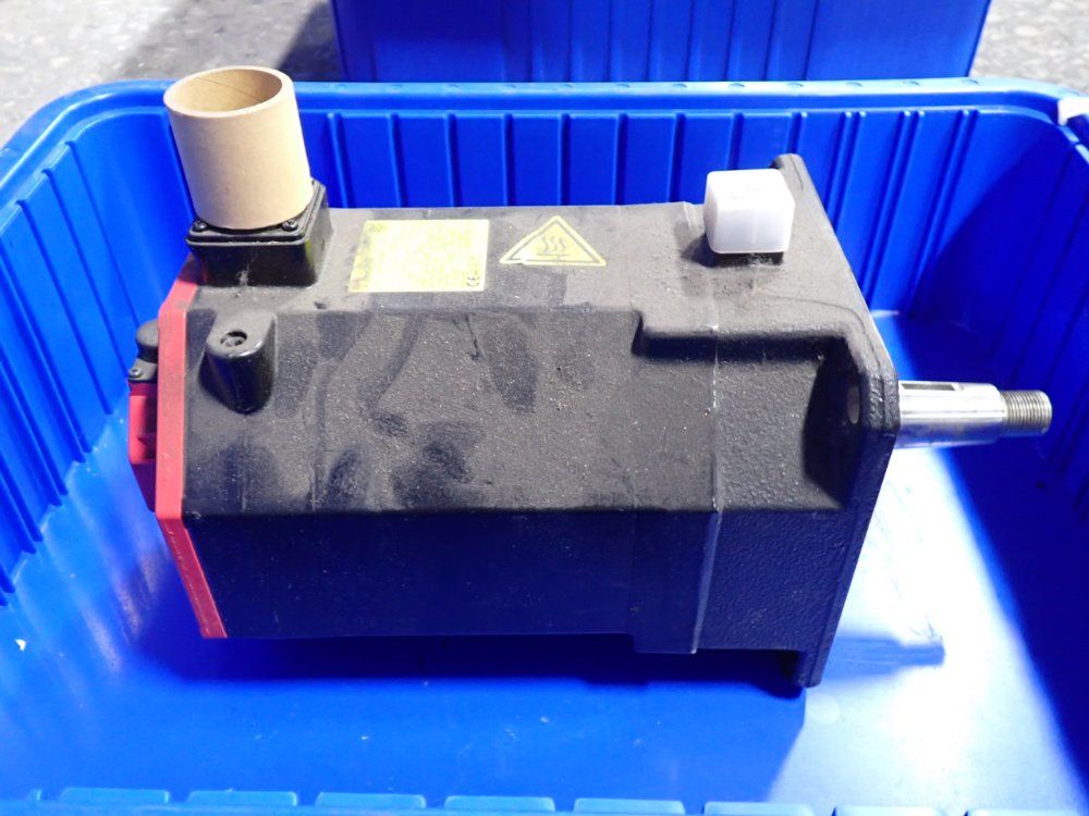 Fanuc 2000 Rpm Servo Motor - A06b-0267-b605