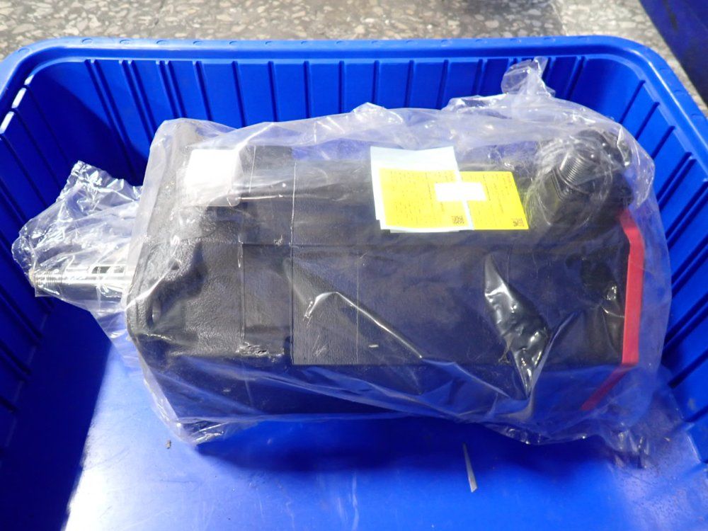 Fanuc 2000 Rpm Servo Motor - A06b-0267-b605