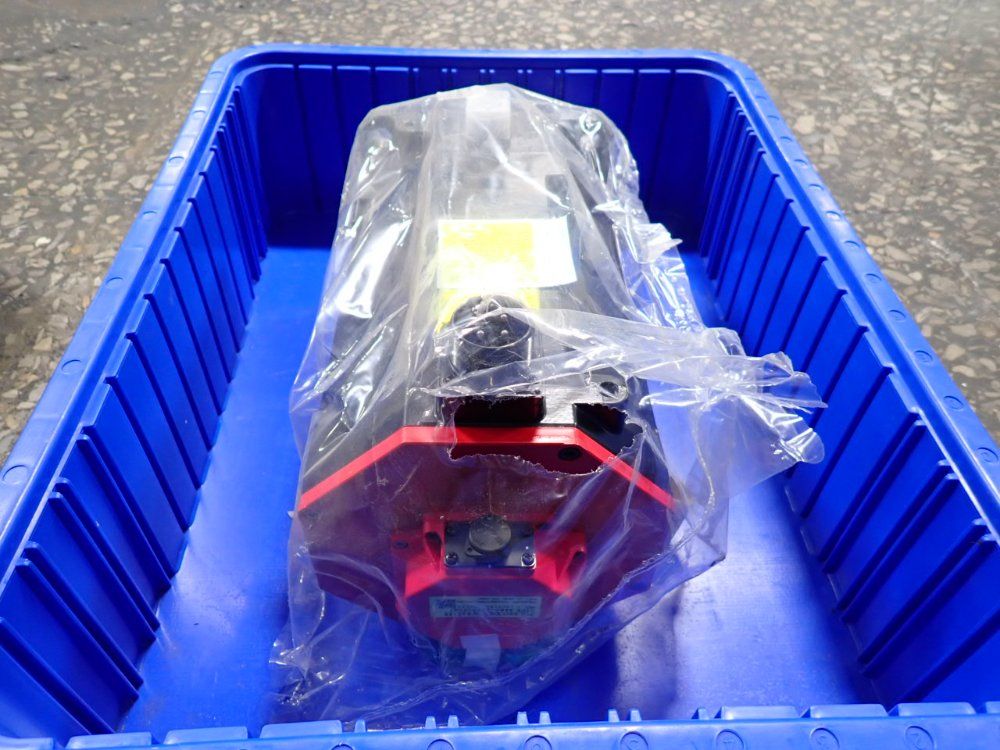Fanuc 2000 Rpm Servo Motor - A06b-0267-b605