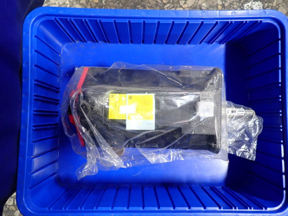 Fanuc 2000 Rpm Servo Motor - A06b-0267-b605