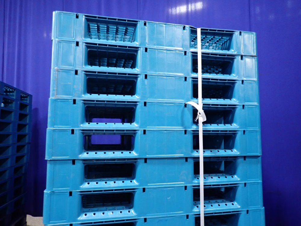 47" X 39" Plastic Pallets