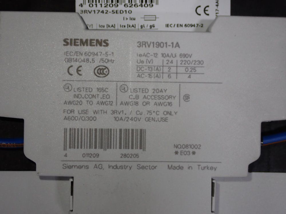 Siemens Circuit Breaker - 5sj4108-7hg40