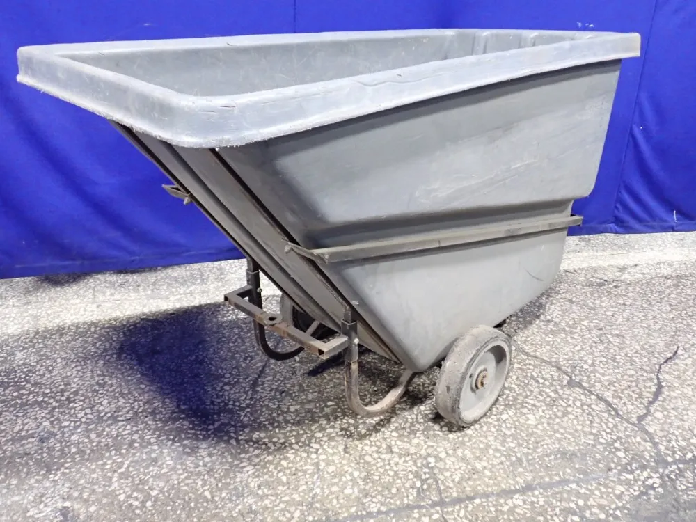 Rubbermaid 1 Cu Yd / 750 Lbs Plastic Tilt Cart