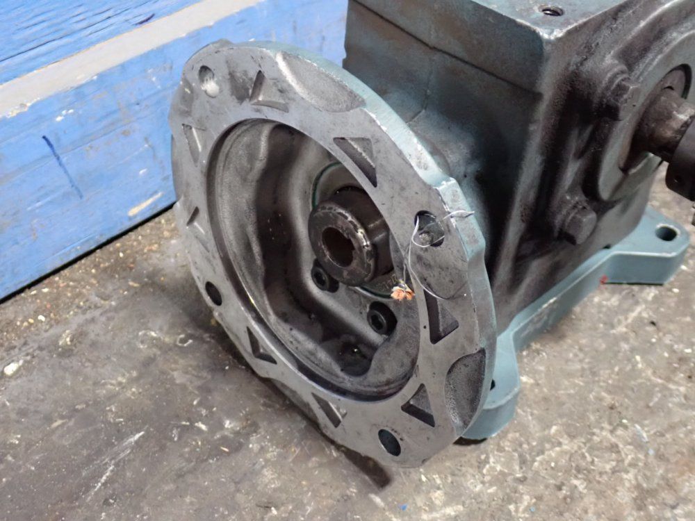 Dodge Tigear 1.27 Hp Worm Gear Speed Reducer - 17q15l56