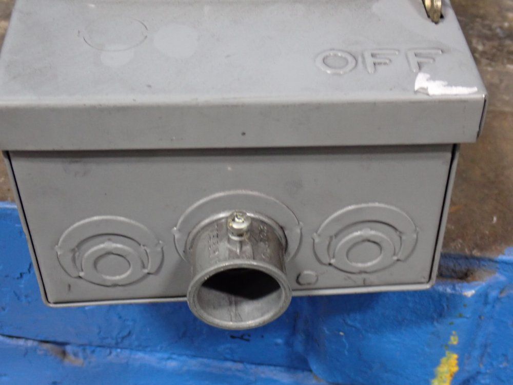 Square D 30 Amp / 600 Vac Safety Switch - Hu361