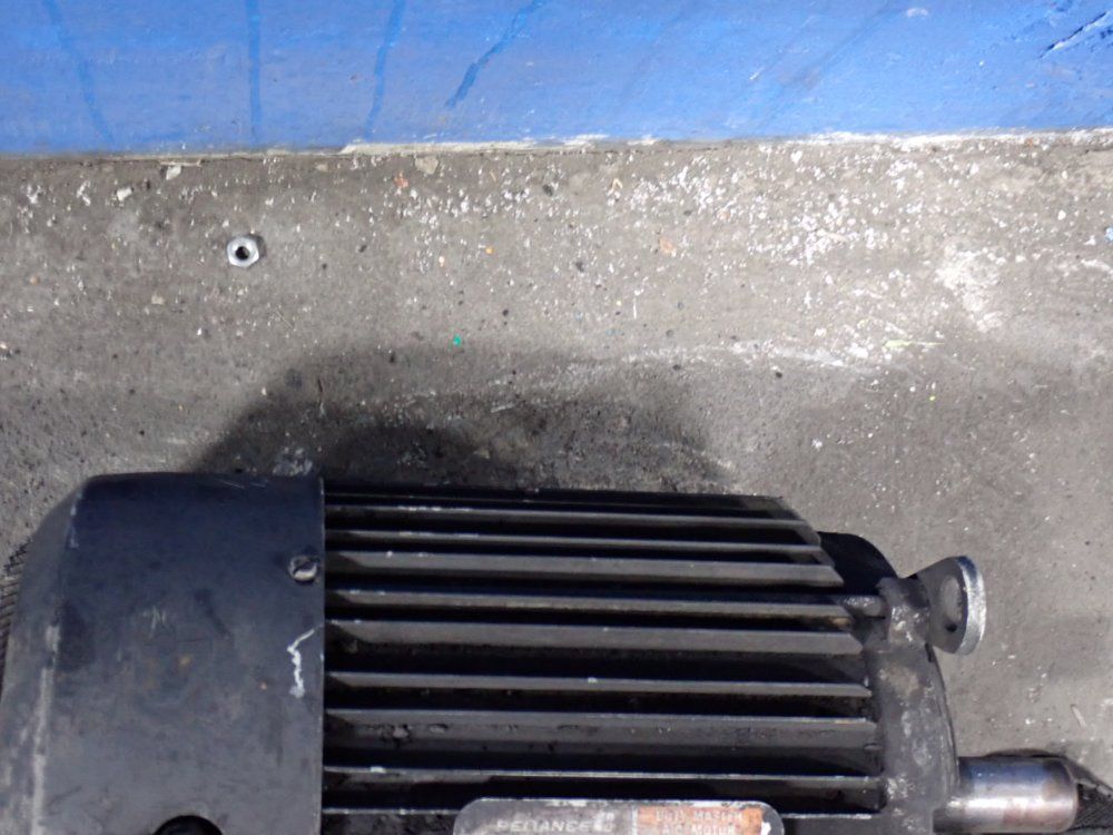 Reliance Electric 5 Hp Motor - P18j8372e Ne