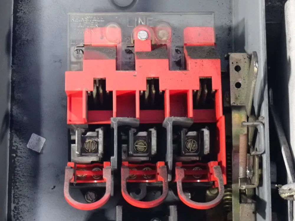 Cutler-hammer 30 A Safety Switch