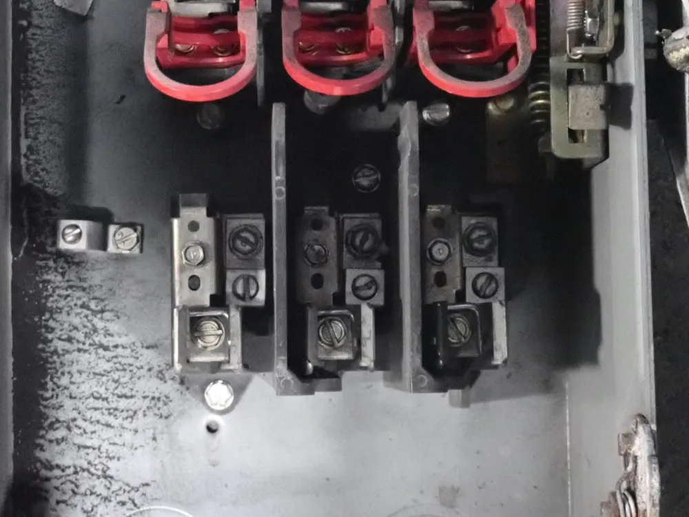 Cutler-hammer 30 A Safety Switch