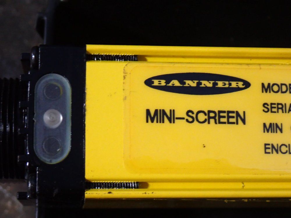 Banner Safety Light Curtain - Mse1224y