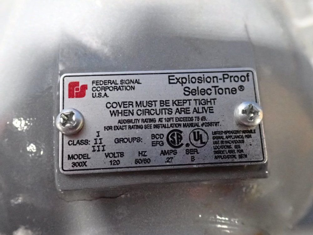 Federal Signal Corporation 0.27 Amps Amplified Speaker - 300x