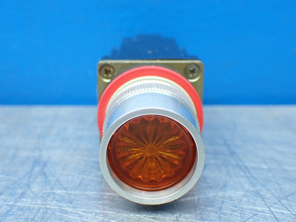 Allen-bradley 3, Small Round Illuminated Push Buttons: Amber - 800mr-qa24aak