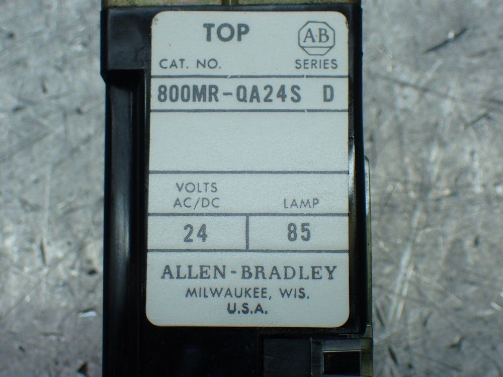 Allen-bradley 3, Small Round Illuminated Push Buttons: Amber - 800mr-qa24aak