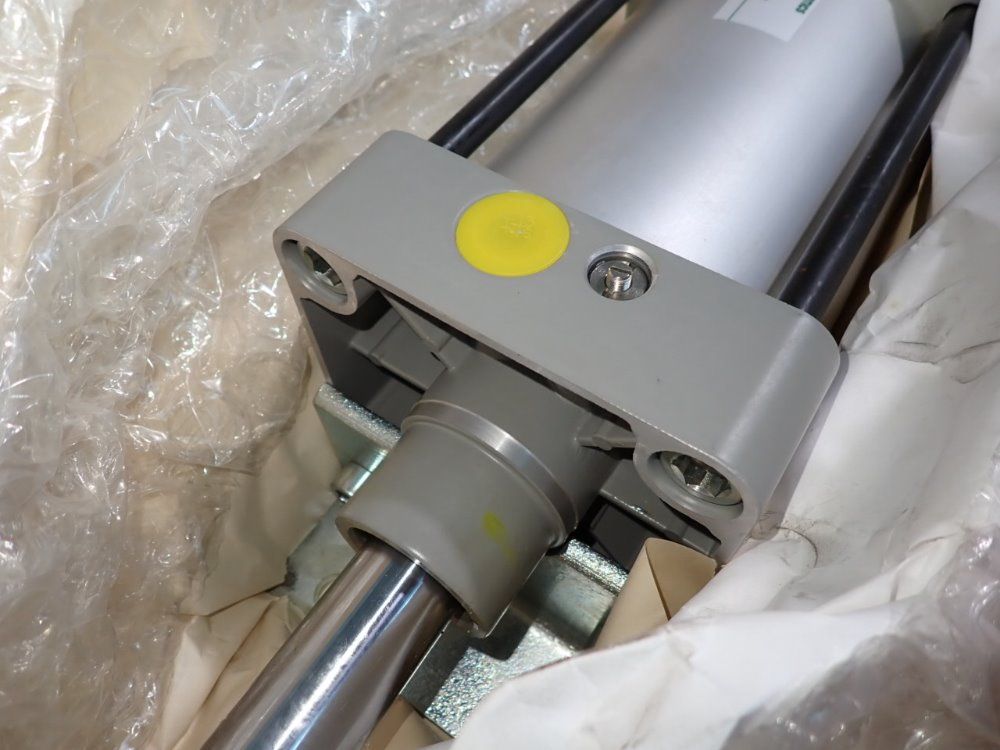 Numatics Cylinder - Xb-751806-1