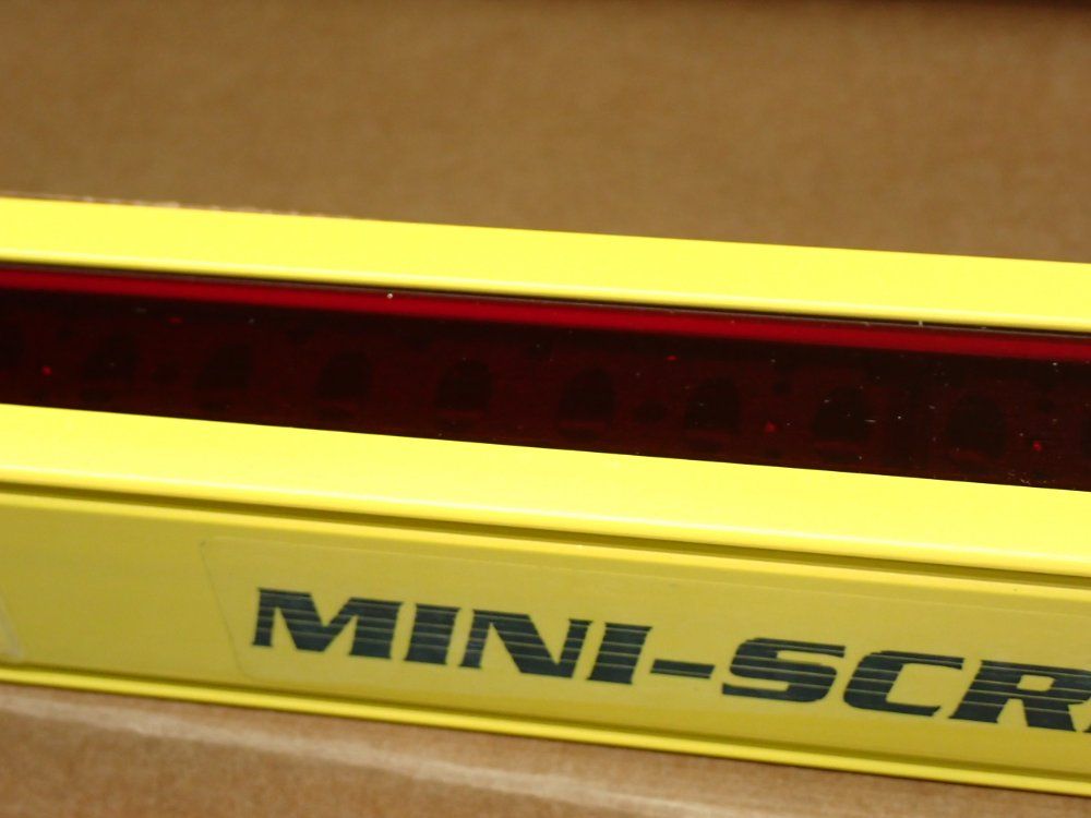 Banner Mini-screen Light Curtain - Msr1224y