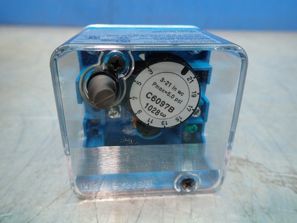 Honeywell Gas Pressure Switch - C6097b1028