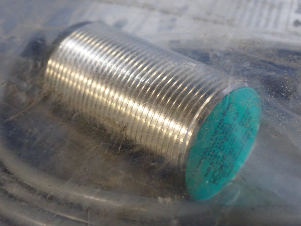 Pepperl+fuchs Proximity Sensor Switch - Nbb10-30gm50-e2