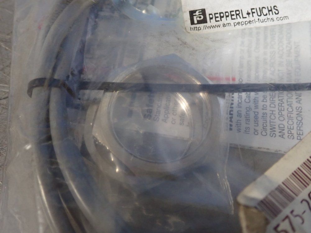 Pepperl+fuchs Proximity Sensor Switch - Nbb10-30gm50-e2