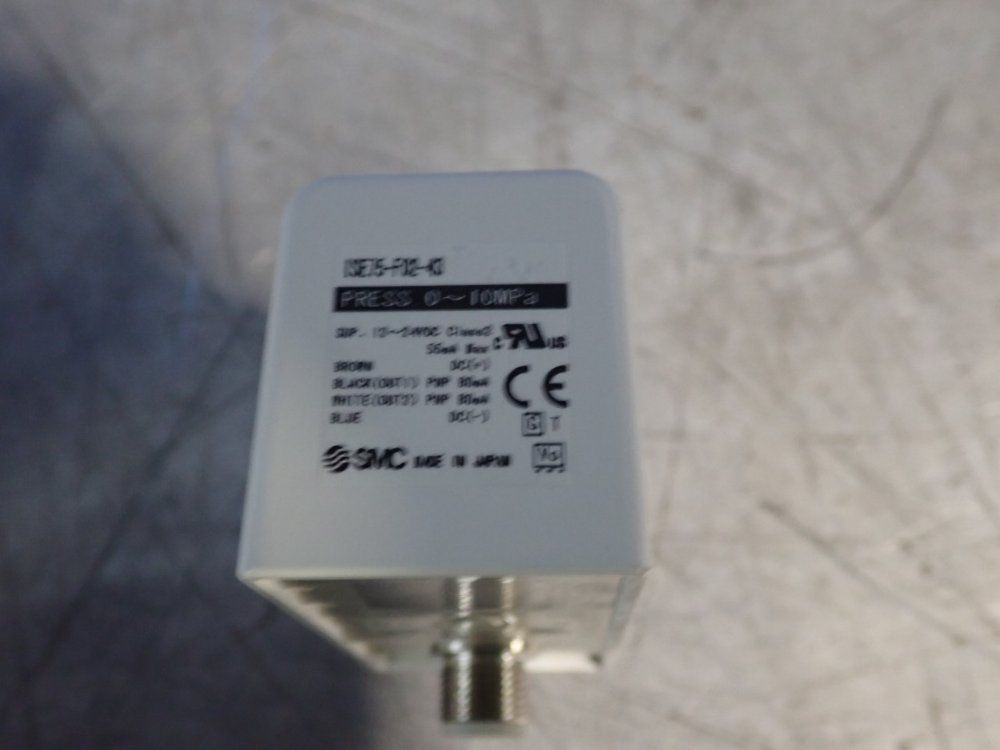 Smc Digital Pressure Switch - Ise75-f02-43-x504
