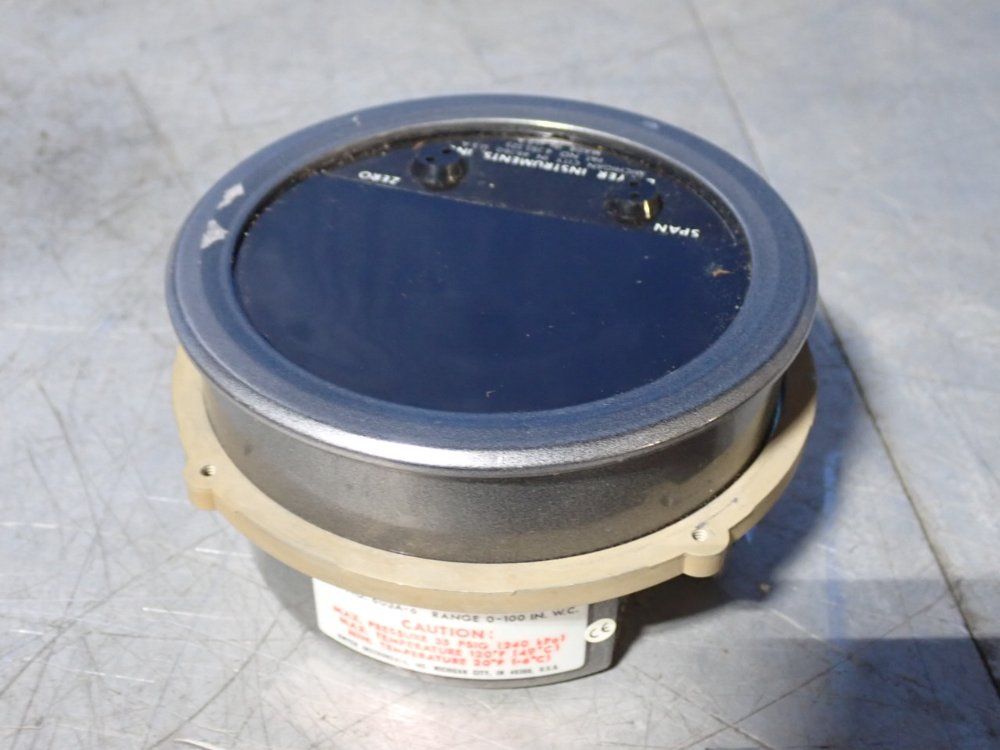 Dwyer Magnehelic Differential Pressure Gauge - N32nan