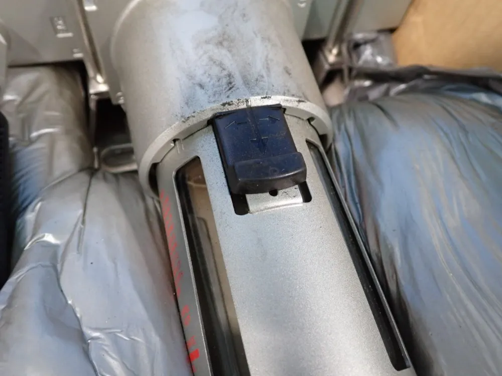 Smc Pneumatic Filter Unit - Ac60-g4h02a