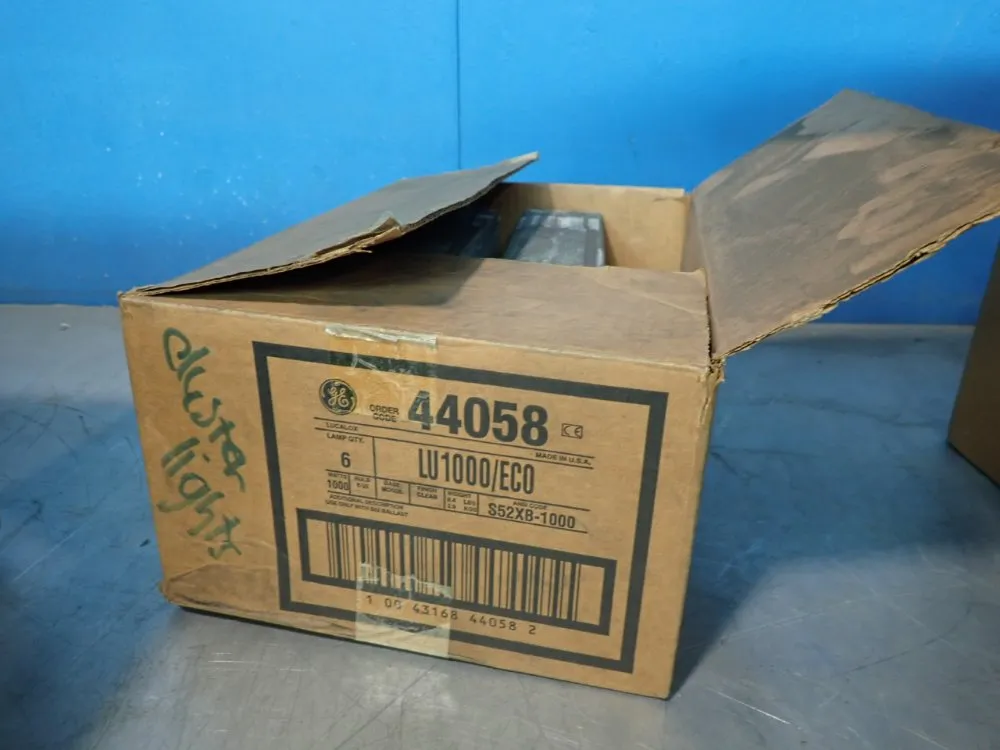 General Electric High Pressure Sodium Light Bulbs - Lu100/eco