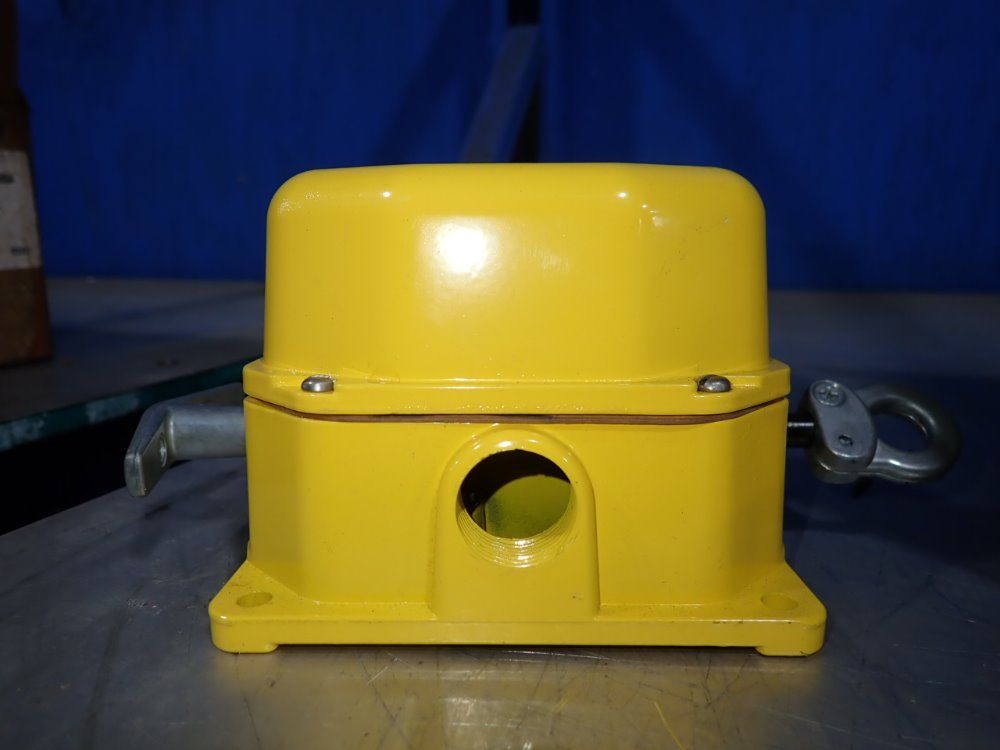 Rees Cable Operated Switch - 04944-240