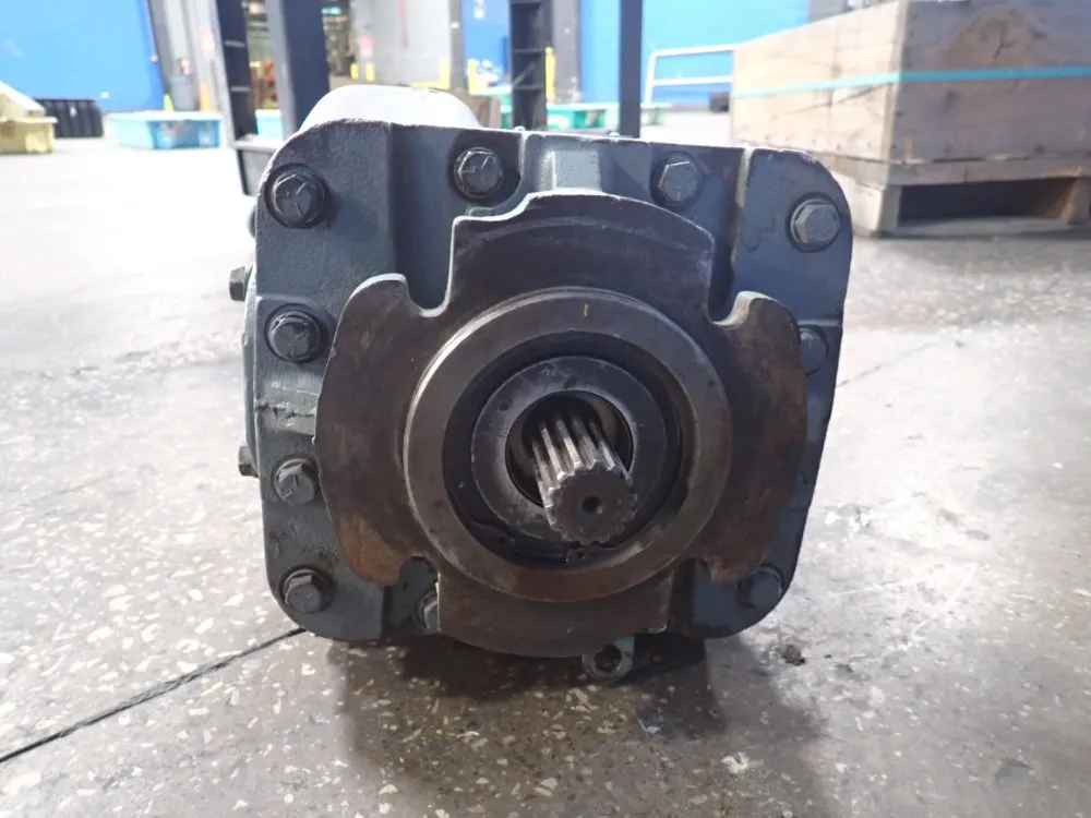Sauer Sunstrand Hydraulic Piston Pump - 23m-2039 Ccw