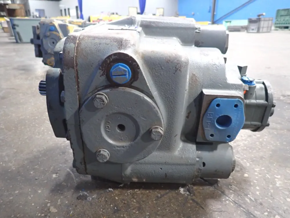 Sauer Sunstrand Hydraulic Piston Pump - 23m-2039 Ccw