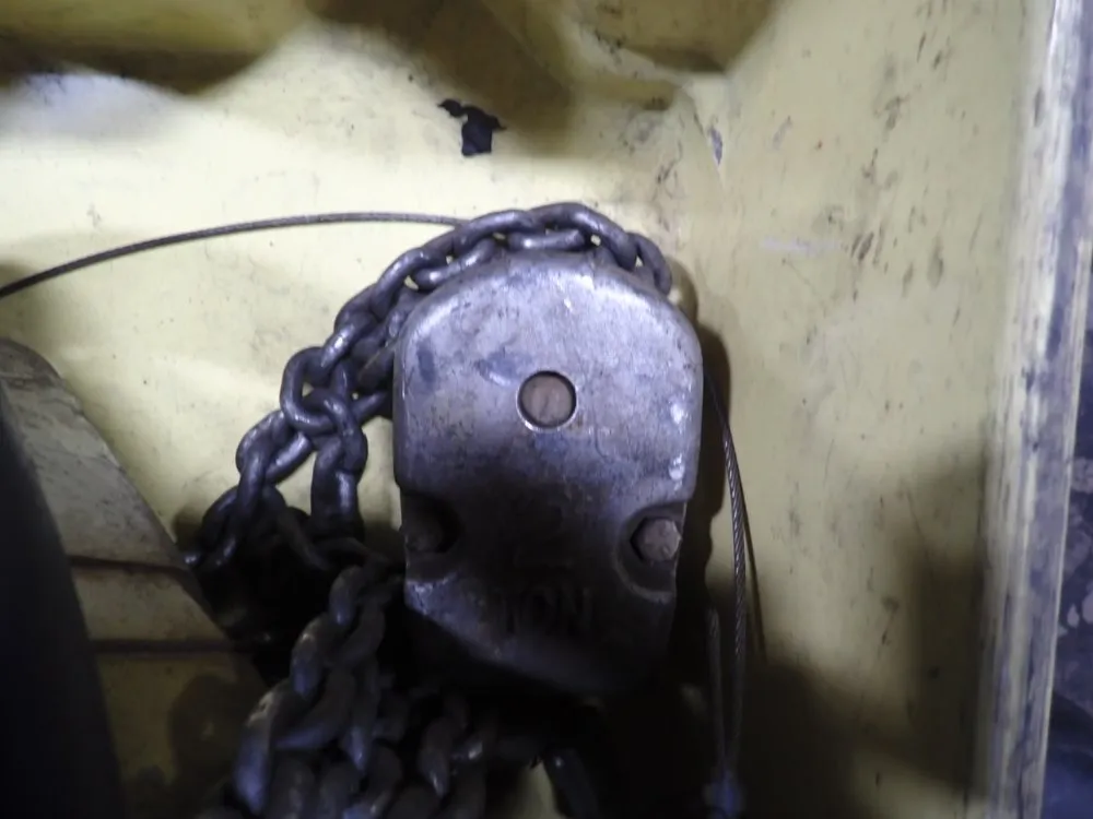 Yale 6000 Lbs Air Chain Hoist - Kal3-101 G7s3