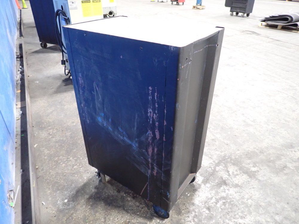 9 Drawers Tool Cabinet