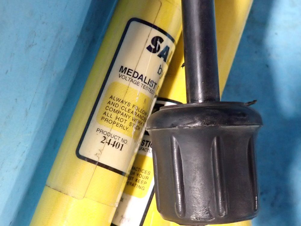 Honeywell Fiberglass Hot Sticks - 24401 / 24400