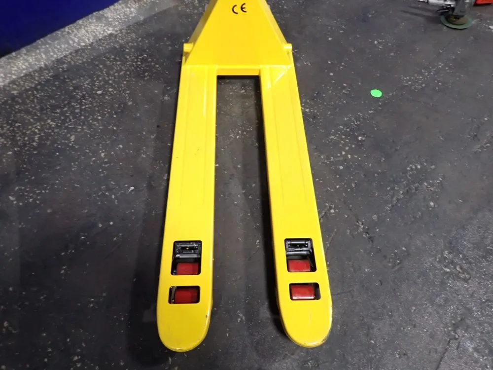 Move It 6000 Lbs Pallet Jack - 2048.6