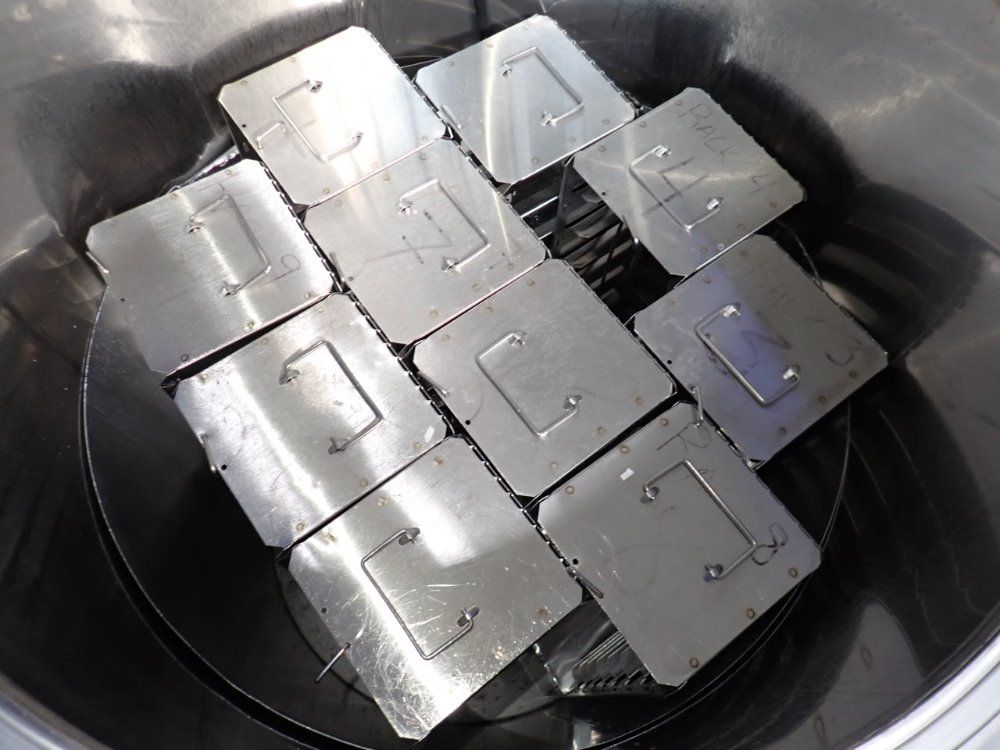 Thermo Fisher Scientific 26" Dia. X 25" Liquid Nitrogen Storage System - 7402