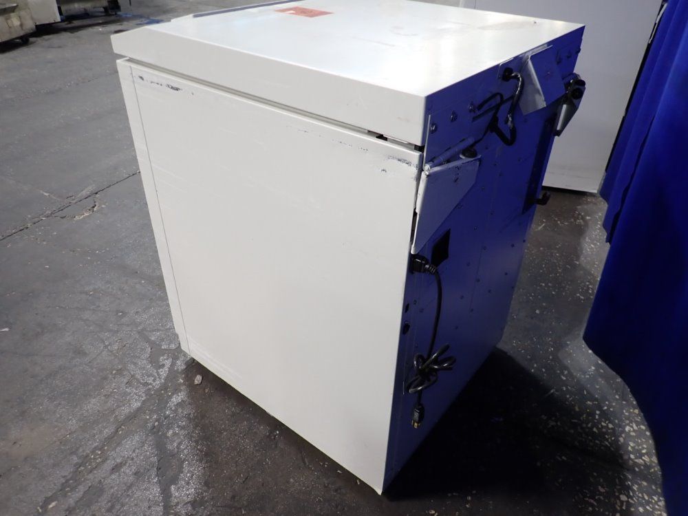 Thermo Fisher Scientific 24" Dia. X 34" Liquid Nitrogen Storage System - 7402