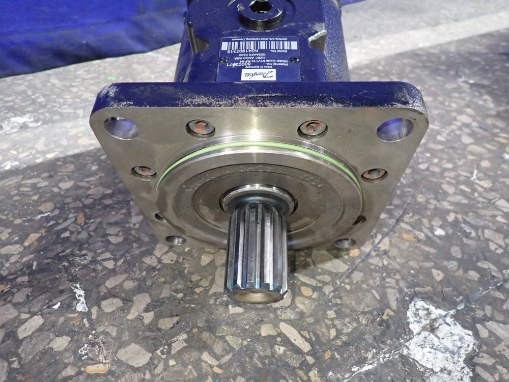 Danfoss Hydraulic Pump - 51v110 Rf1n