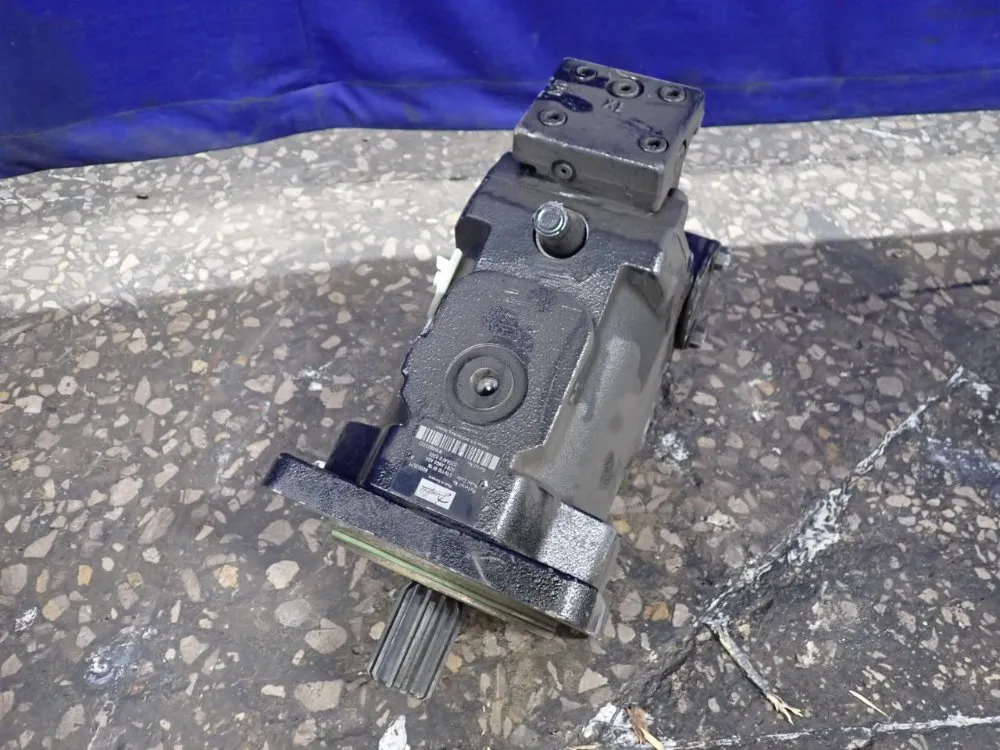 Danfoss Hydraulic Pump - 51v110 Rf1n