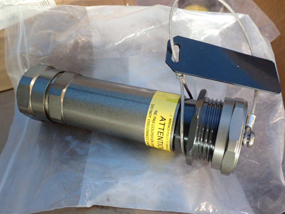 Eaton Inline Plug Shell - Czrekl-xx16