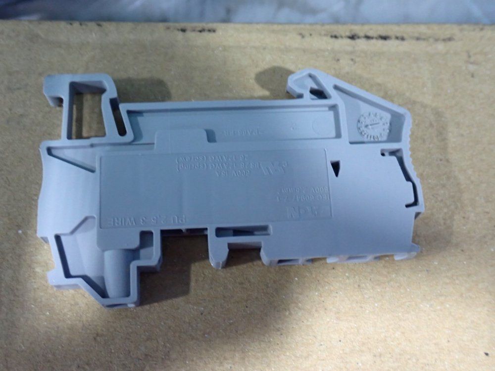 Eaton Terminal Blocks - Xbpu25d12