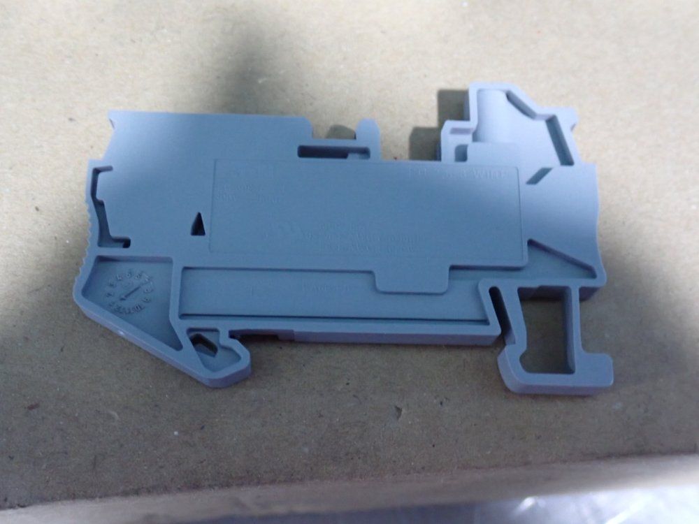 Eaton Terminal Blocks - Xbpu25d12