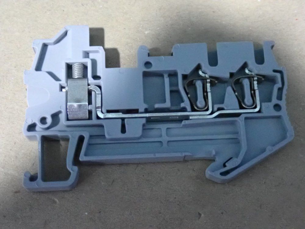 Eaton Terminal Blocks - Xbpu25d12