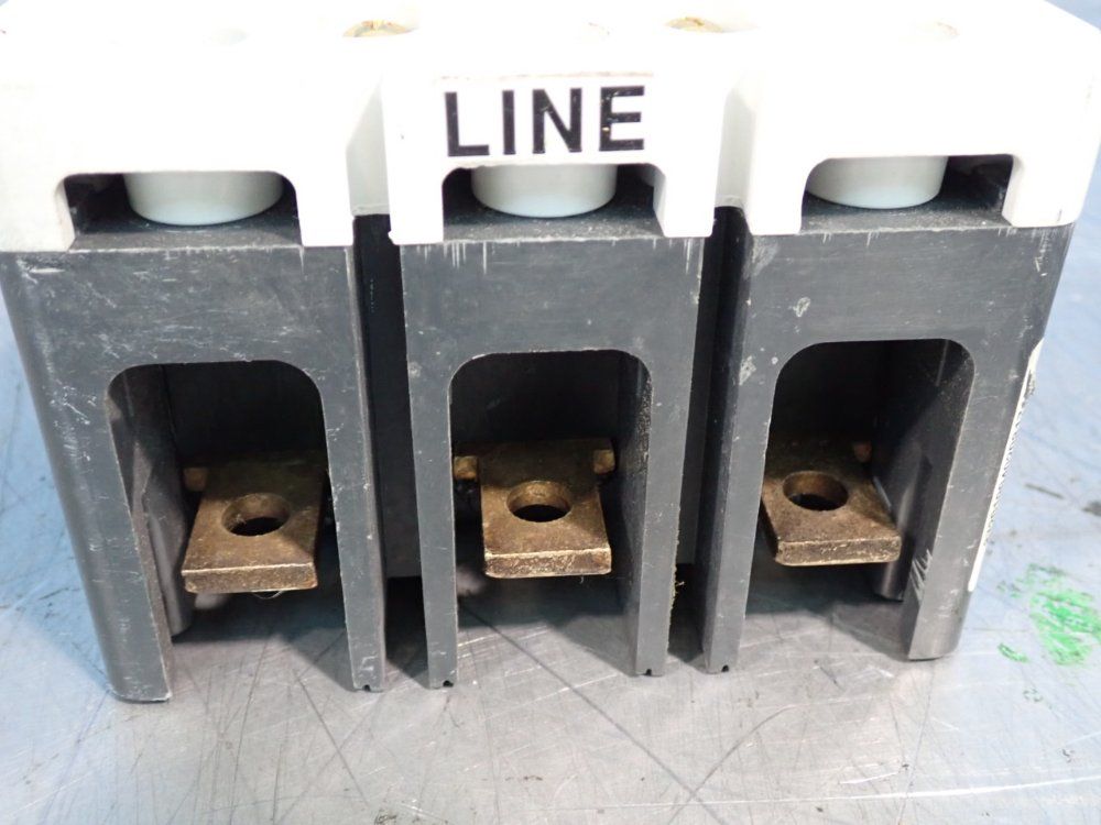 Eaton Molded Case Circuit Breaker - Kdc3400f